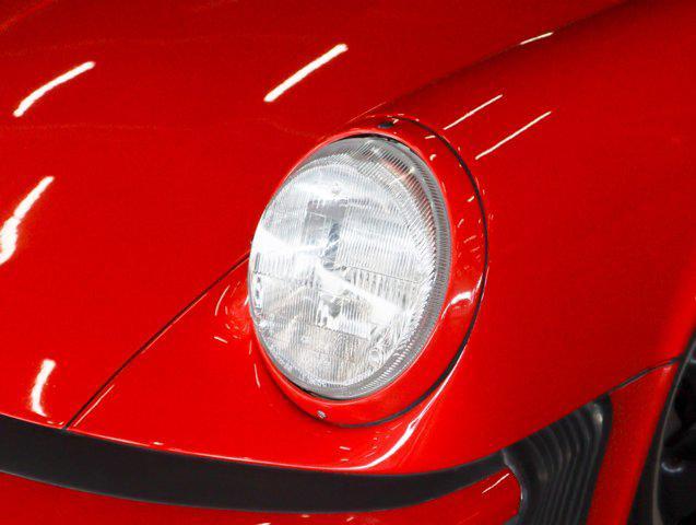 Photo of 1987 Guards Red Porsche 911