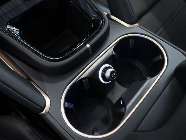 Photo of 2025 Arctic Grey Porsche Cayenne