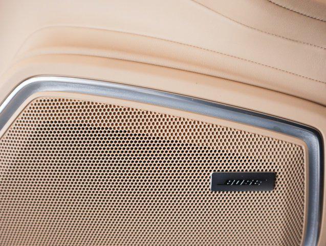 Photo of 2023 Carrara Wht Porsche Panamera