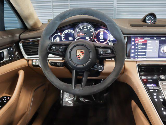 Photo of 2023 Carrara Wht Porsche Panamera