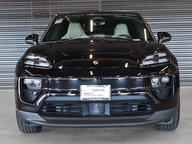 Photo of 2025 Jet Black Porsche Macan