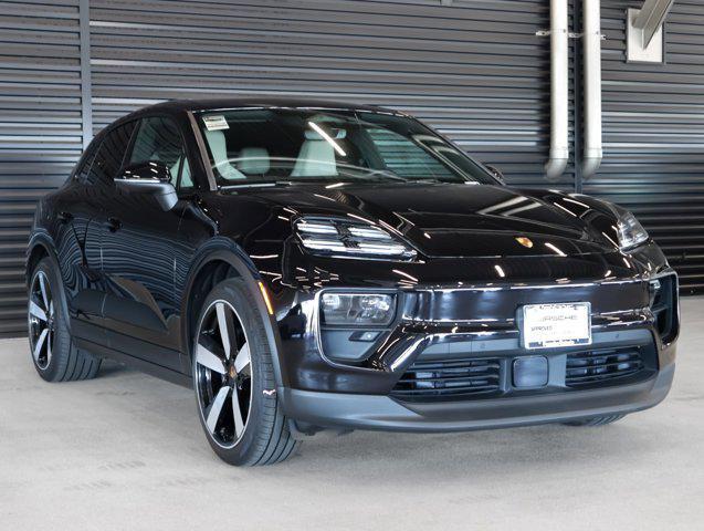 Photo of 2025 Jet Black Porsche Macan