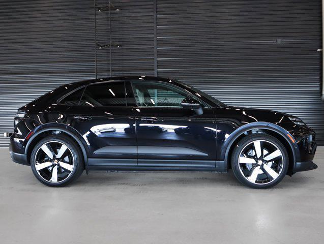 Photo of 2025 Jet Black Porsche Macan