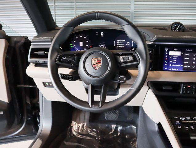 Photo of 2025 Jet Black Porsche Macan