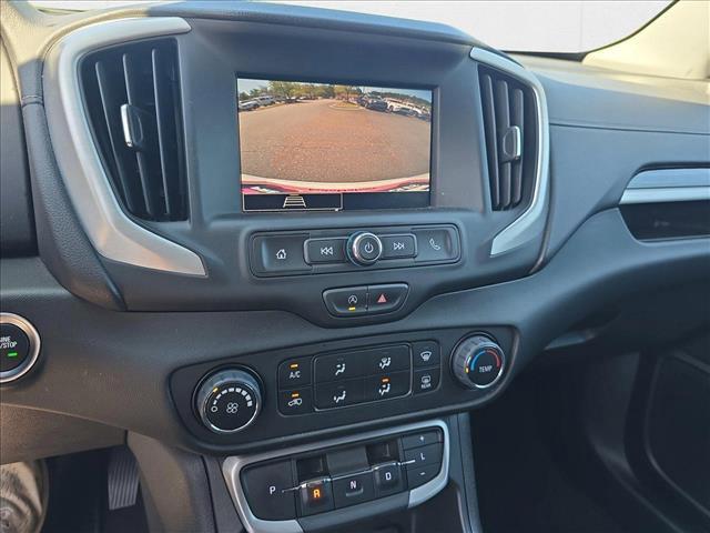 Photo of 2024 Summit White GMC Terrain