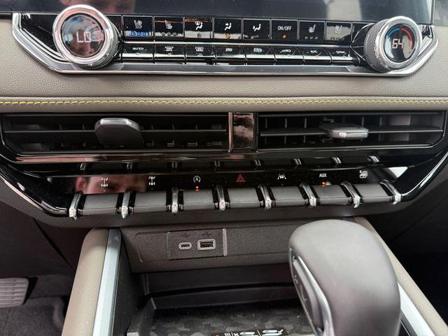 Photo of 2025 Sterling Chevrolet Colorado