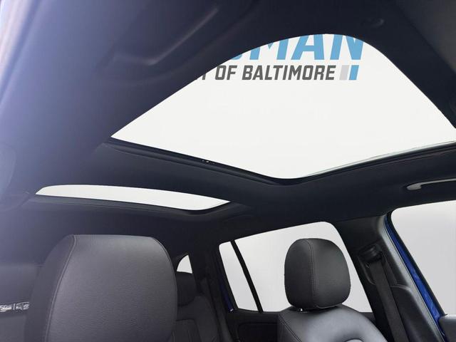 Photo of 2020 Galaxy Blue Metallic Mercedes-Benz GLB 250