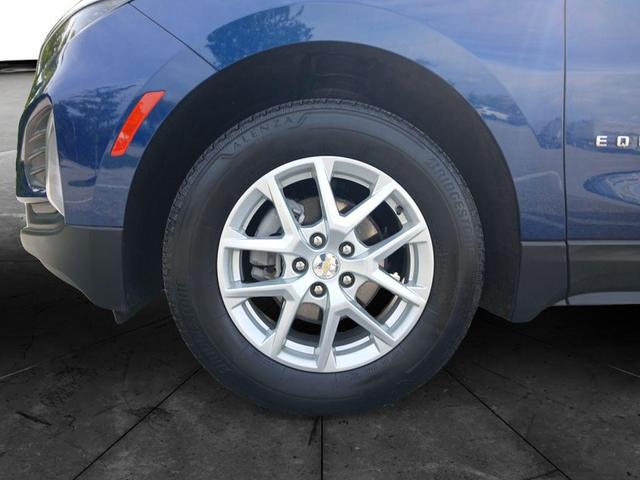 Photo of 2023 Blue Glow Metallic Chevrolet Equinox
