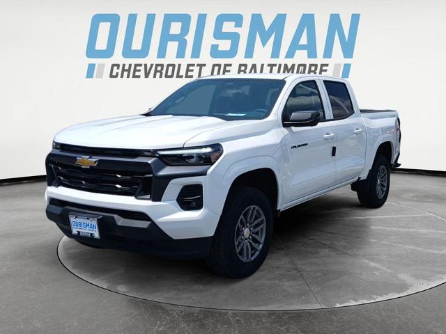 Photo of 2025 Summit White Chevrolet Colorado
