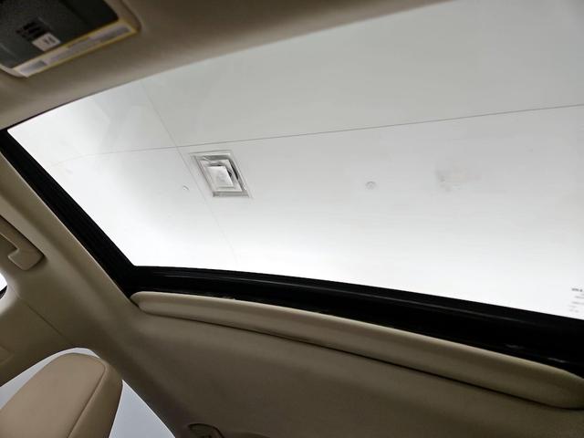 Photo of 2022 Silver Lexus RX 350