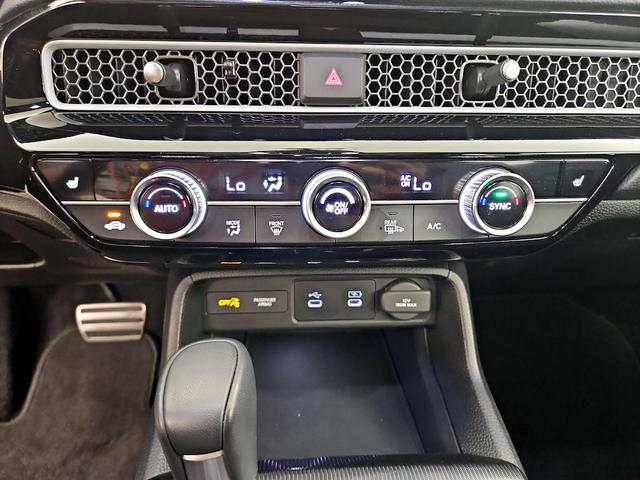 Photo of 2025 Red Honda Civic Hybrid