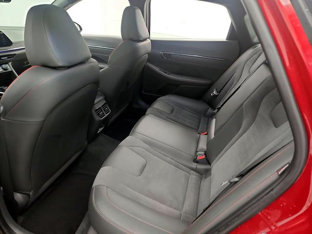 Photo of 2023 Red Hyundai SONATA