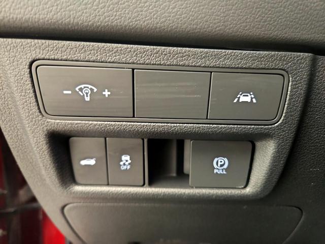 Photo of 2023 Red Hyundai SONATA