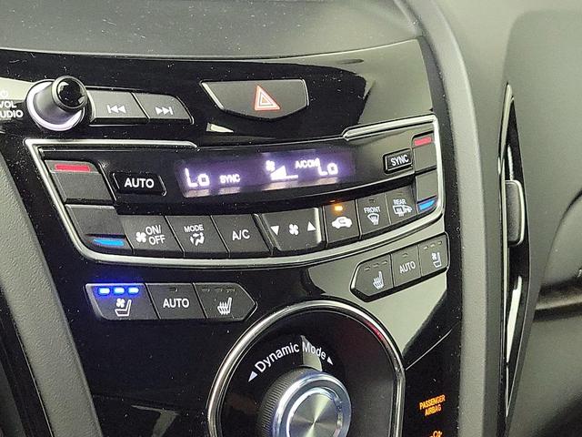 Photo of 2023 Silver Acura RDX