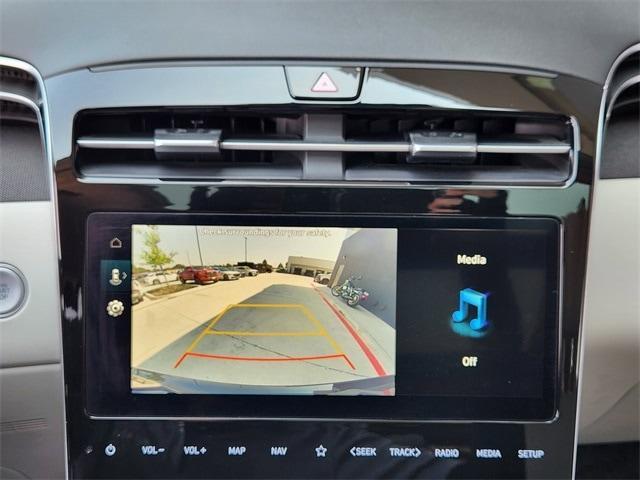 Photo of 2024 Black Pearl Hyundai TUCSON Hybrid
