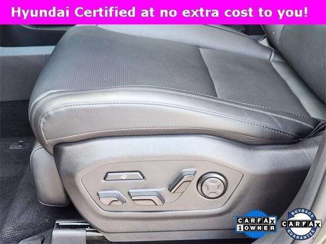 Photo of 2025 Green Hyundai SANTA FE