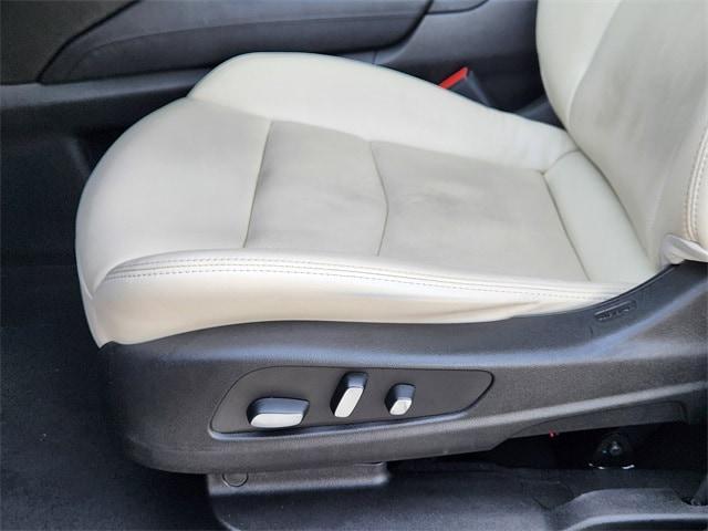 Photo of 2023 Wilder Metallic Cadillac XT6