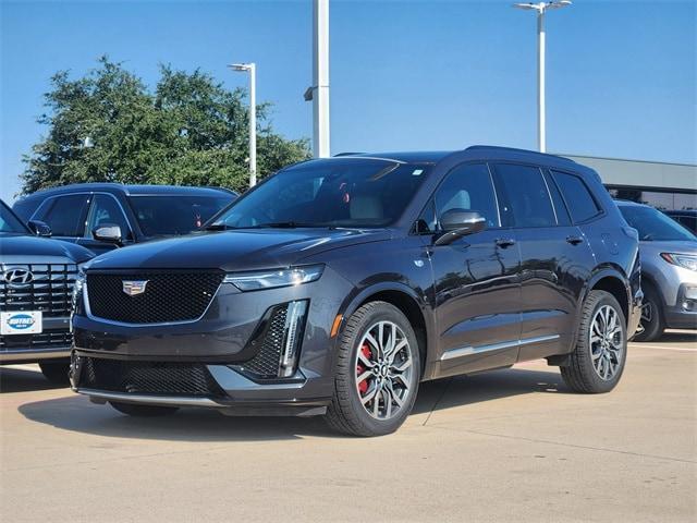 Photo of 2023 Wilder Metallic Cadillac XT6