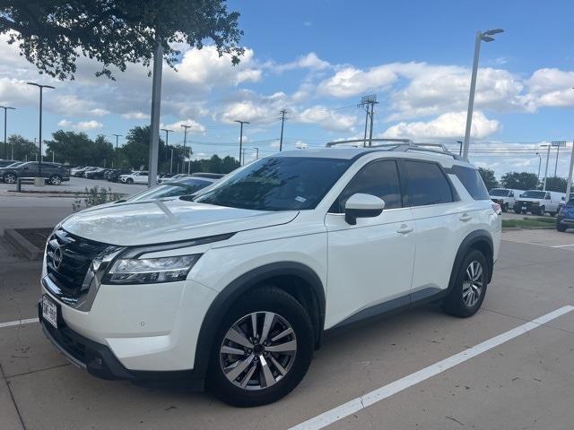 2022 Nissan Pathfinder