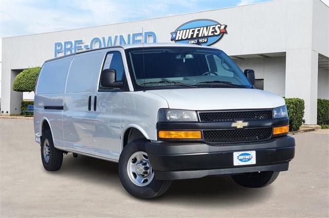 2023 Chevrolet Express 2500
