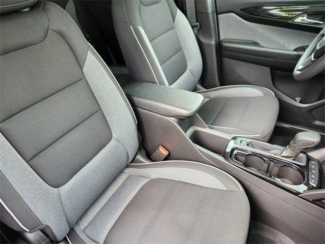 Photo of 2026 Summit White Chevrolet Trailblazer