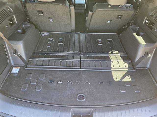 Photo of 2025 Green Hyundai SANTA FE