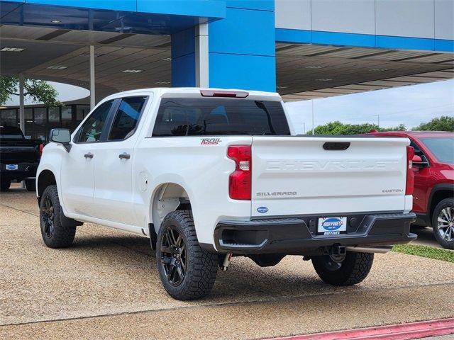 Photo of 2025 Summit White Chevrolet Silverado 1500