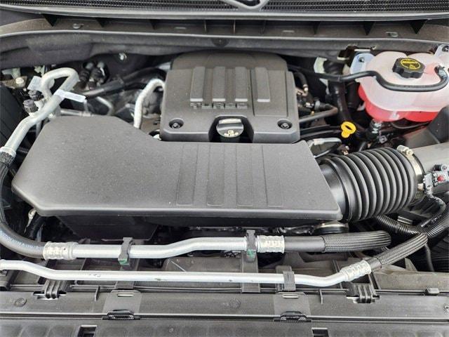 Photo of 2025 Summit White Chevrolet Silverado 1500