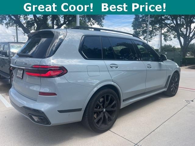 Photo of 2025 Gray Metallic BMW X7