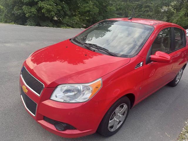 Photo of 2009 Red Chevrolet Aveo