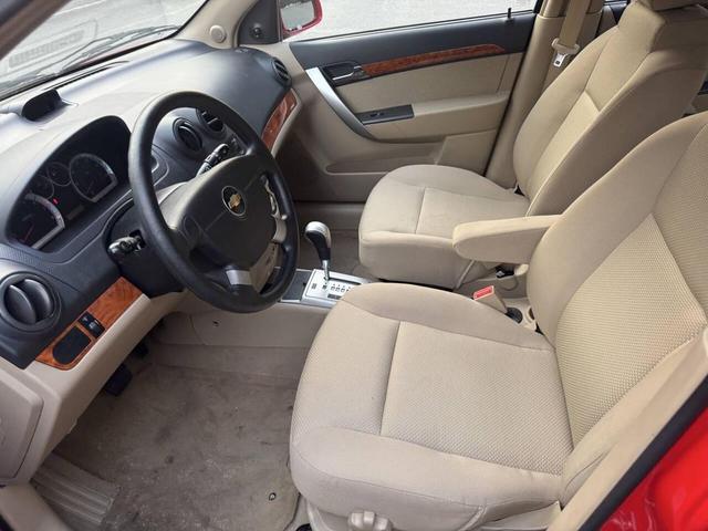 Photo of 2009 Red Chevrolet Aveo