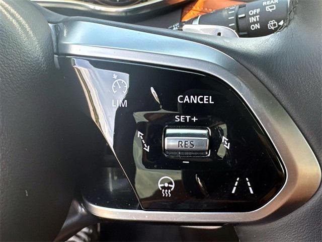 Photo of 2025 Fuji White Jaguar F-PACE