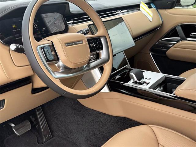 Photo of 2025 Batumi Gold Premium Metallic Land Rover Range Rover