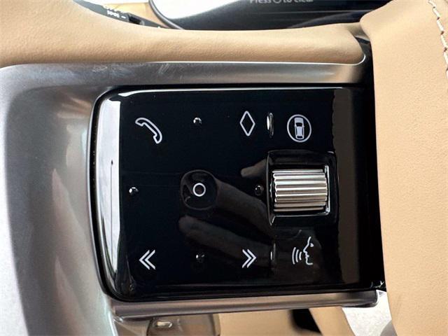 Photo of 2025 Batumi Gold Premium Metallic Land Rover Range Rover