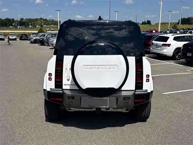 Photo of 2025 Fuji White Land Rover Defender