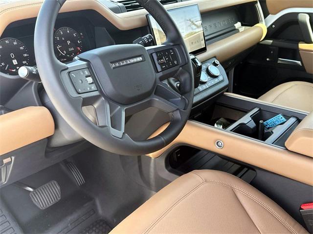 Photo of 2025 Fuji White Land Rover Defender