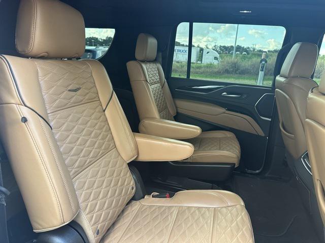 Photo of 2024 Crystal White Tricoat Cadillac Escalade ESV