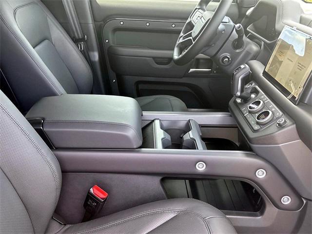 Photo of 2025 Carpathian Grey Premium Metallic Land Rover Defender