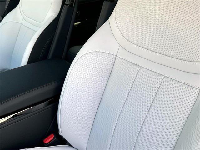 Photo of 2025 Borasco Grey Metallic Land Rover Range Rover Sport