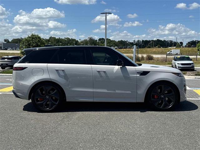 Photo of 2025 Borasco Grey Metallic Land Rover Range Rover Sport