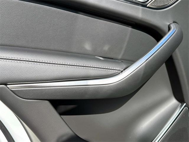 Photo of 2025 Fuji White Jaguar F-PACE
