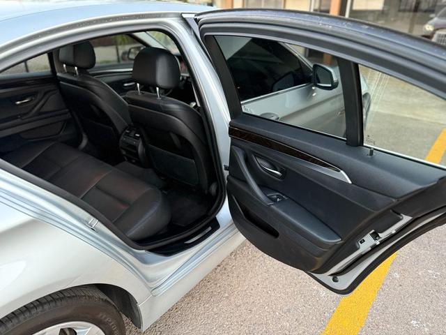 Photo of 2016 Silver BMW 535