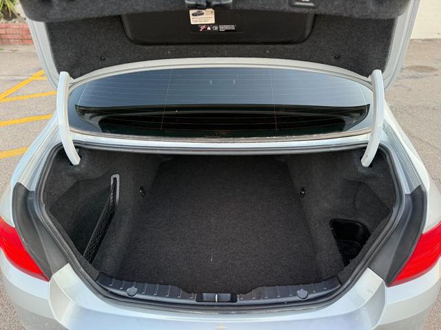 Photo of 2016 Silver BMW 535