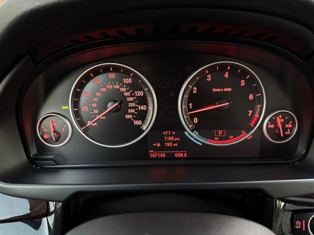 Photo of 2014 White BMW X5