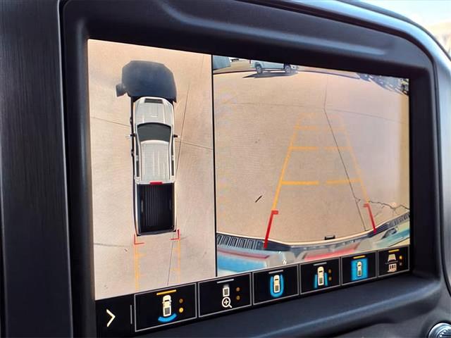 Photo of 2021 Summit White GMC Sierra 2500