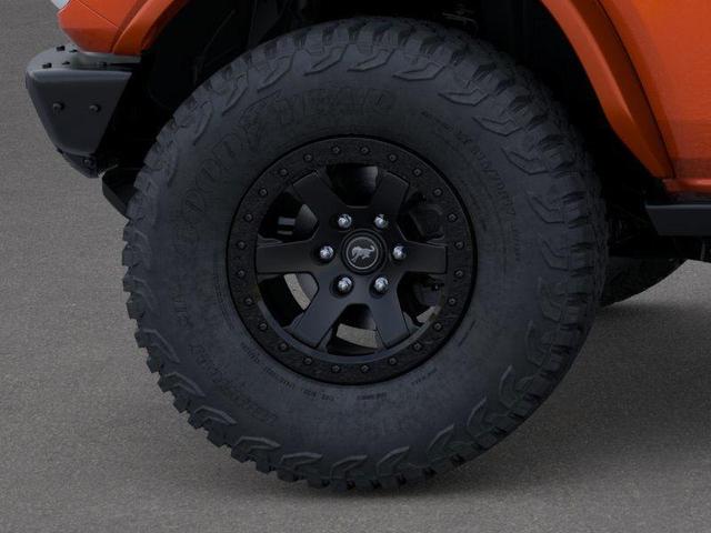 Photo of 2025 Oxford White Ford Bronco