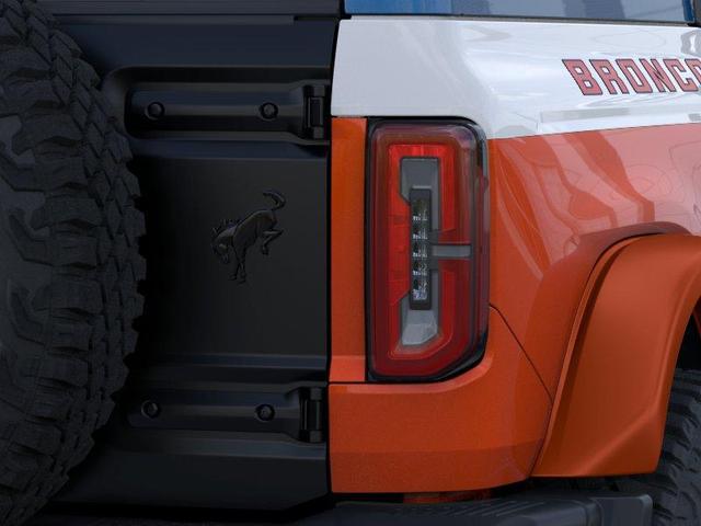 Photo of 2025 Oxford White Ford Bronco