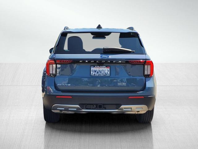 Photo of 2025 Vapor Blue Ford Explorer
