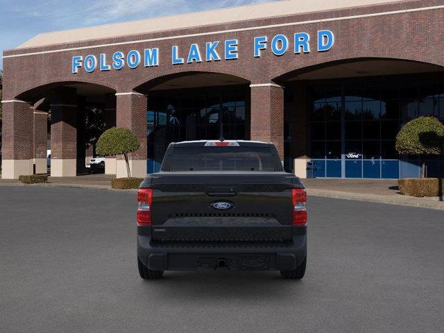 Photo of 2025 Shadow Black Ford Maverick