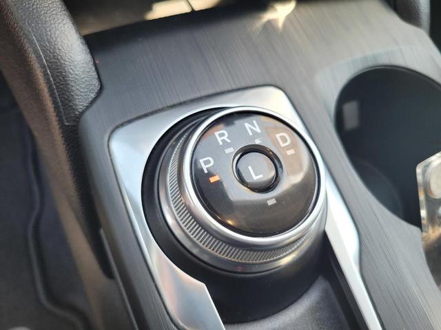 Photo of 2022 Carbonized Gray Metallic Ford Escape